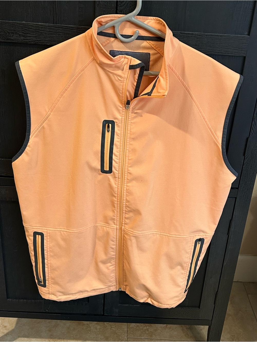 Straight Down Peach Zip-Up Sleeveless Vest